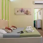 Dante Suite Apartment